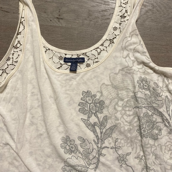 AE Lace Back Tank Top - Picture 3 of 7